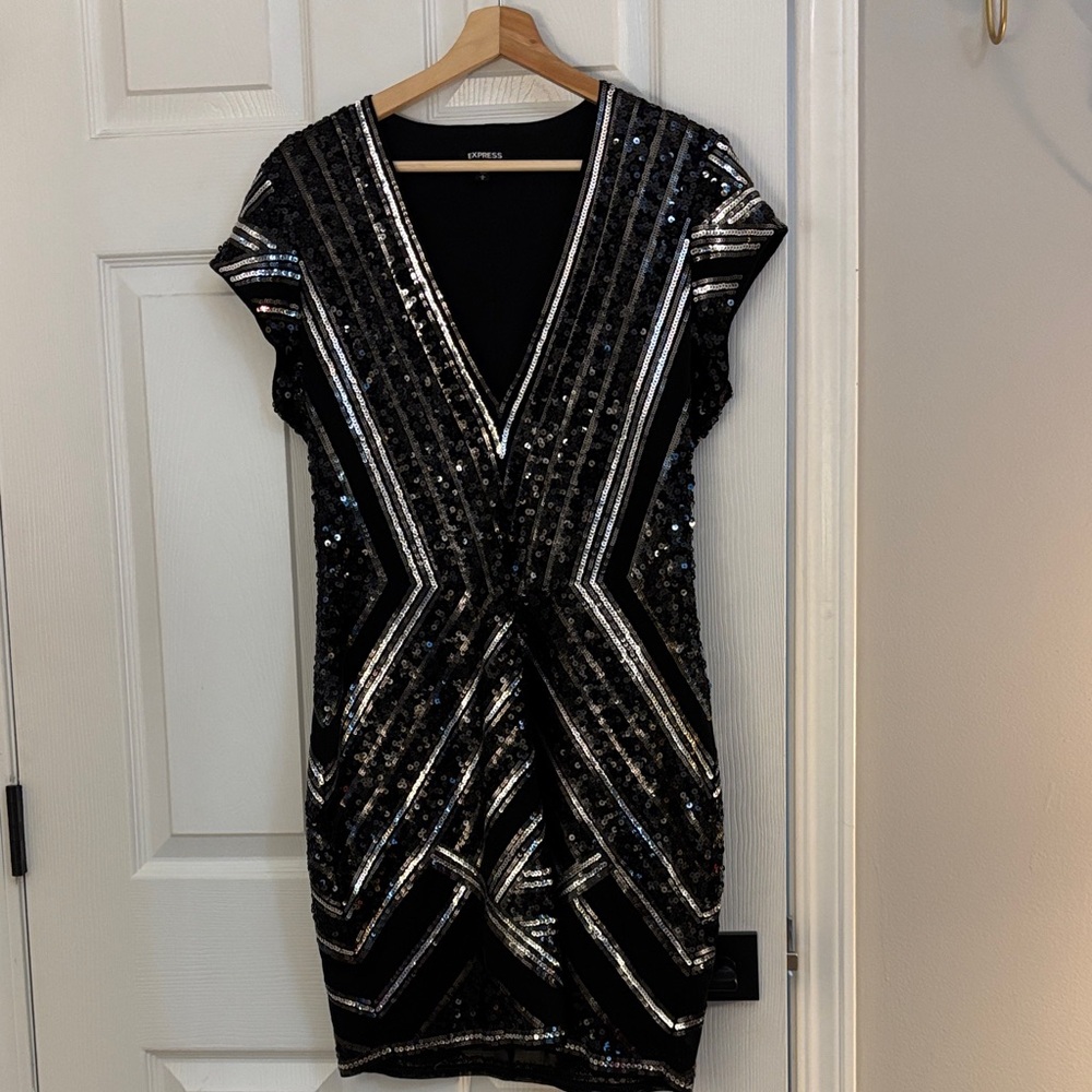 Express Black and Silver Sequin Mini Dress - L